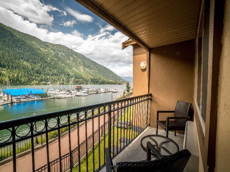 Prestige Lakeside Resort image