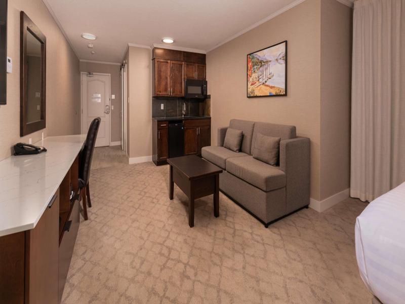 Prestige Lakeside Resort image