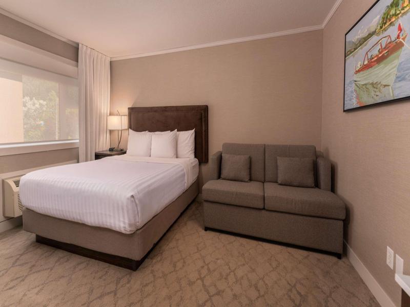 Prestige Lakeside Resort image
