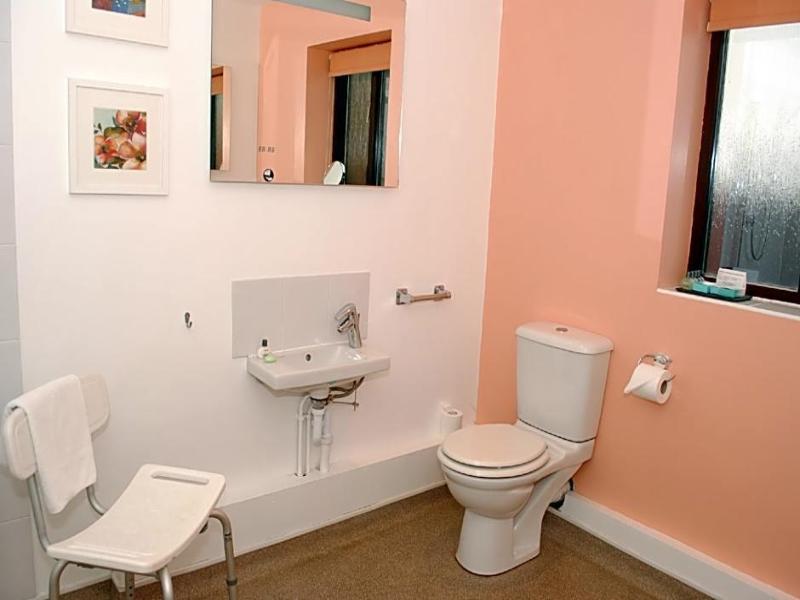 Marsham Arms Coaching Inn image