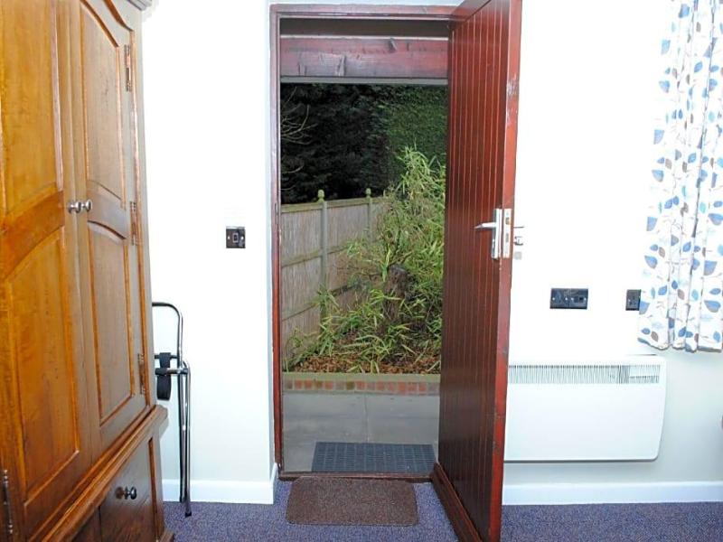 Marsham Arms Coaching Inn image