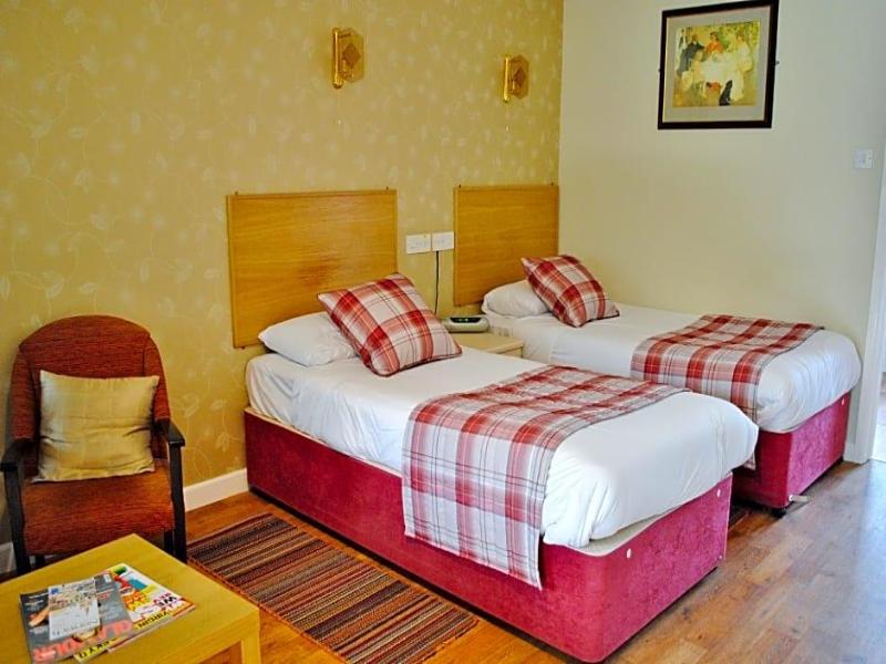 Marsham Arms Coaching Inn image