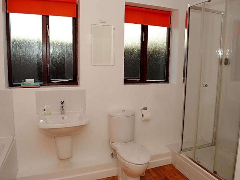 Marsham Arms Coaching Inn image