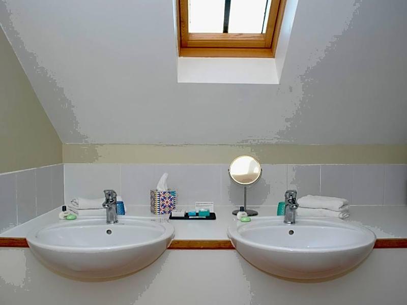 Marsham Arms Coaching Inn image
