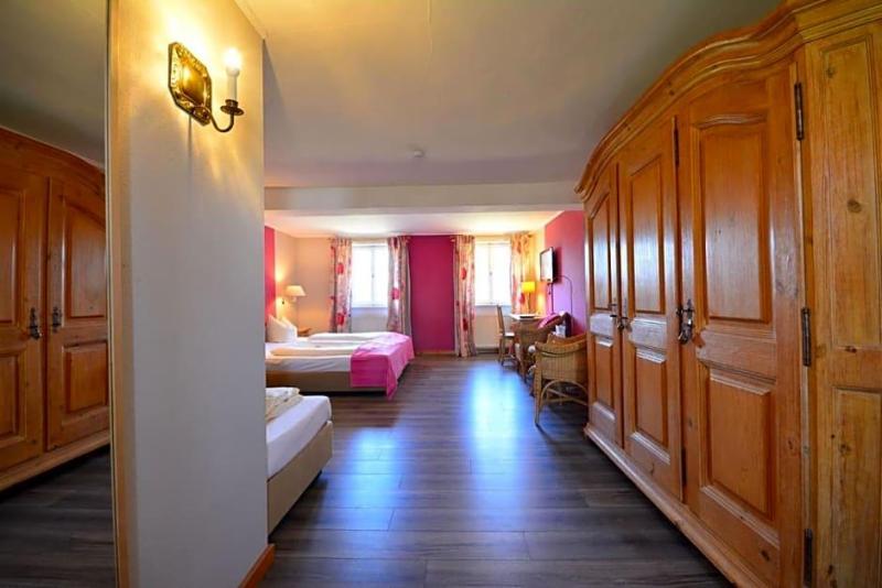 Landhotel Schloss Buttenheim image