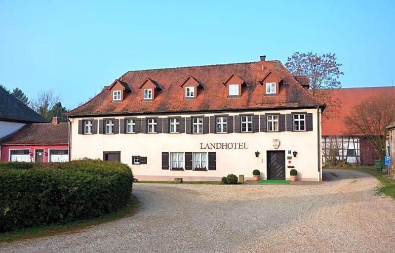 Landhotel Schloss Buttenheim image