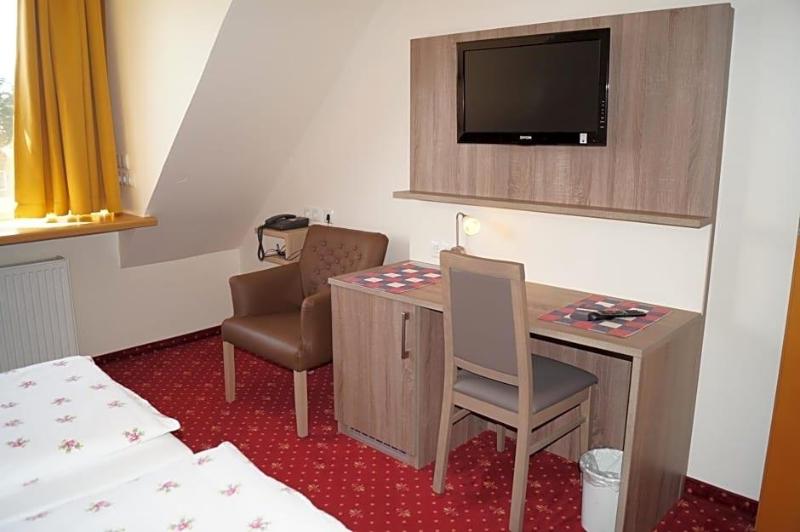 Hotel Neuses image
