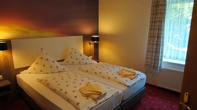 Hotel Neuses image