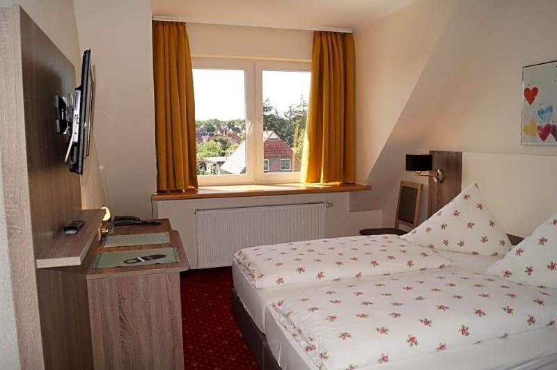 Hotel Neuses image
