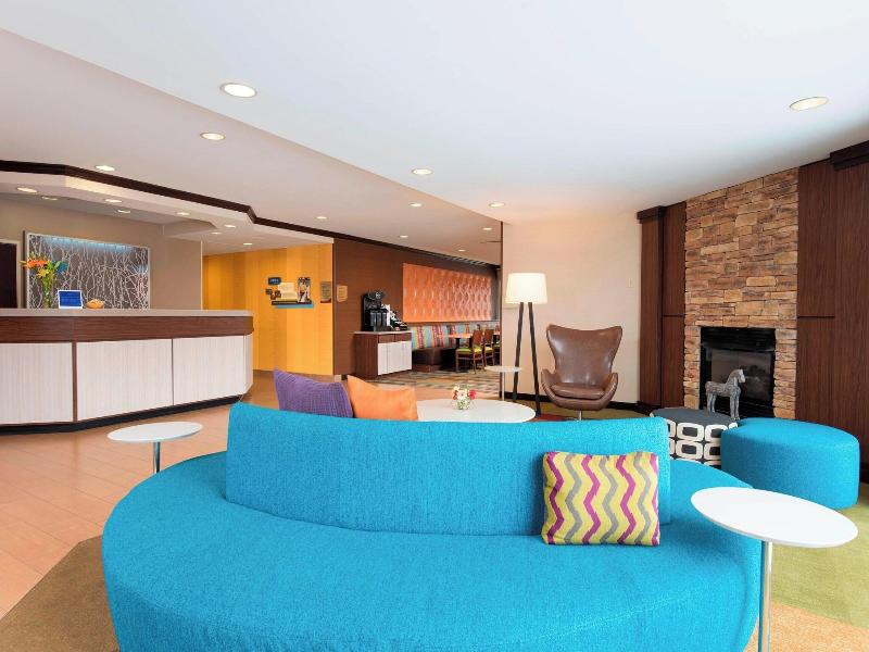 Fairfield Inn & Suites Chicago St. Charles image