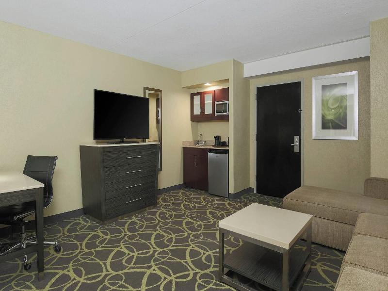 Springhill Suites Marriott Quail Springs image