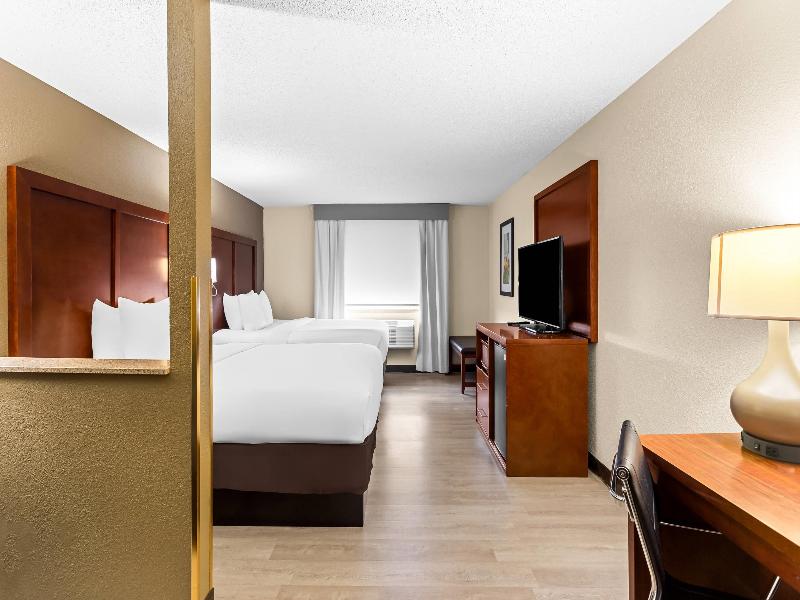 Comfort Suites Grayslake Near Libertyville North image