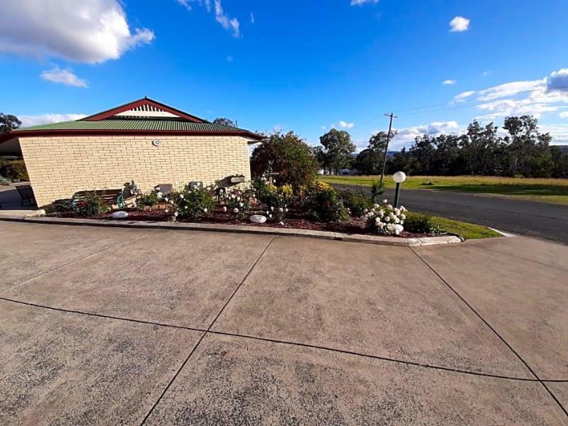 Country Rose Motel Warwick image