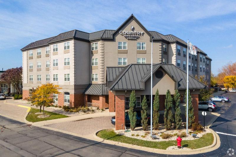 Country Inn & Suites Elk Grove Village