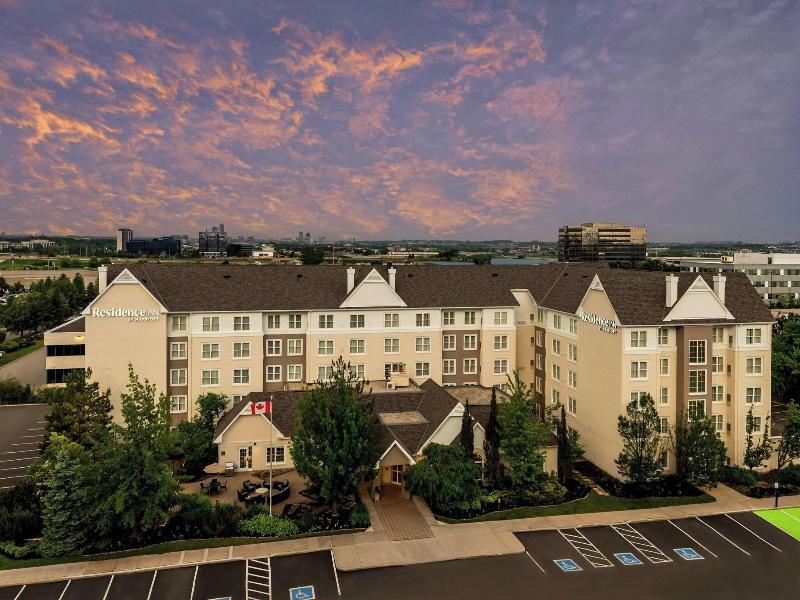 Residence Inn Toronto Markham image