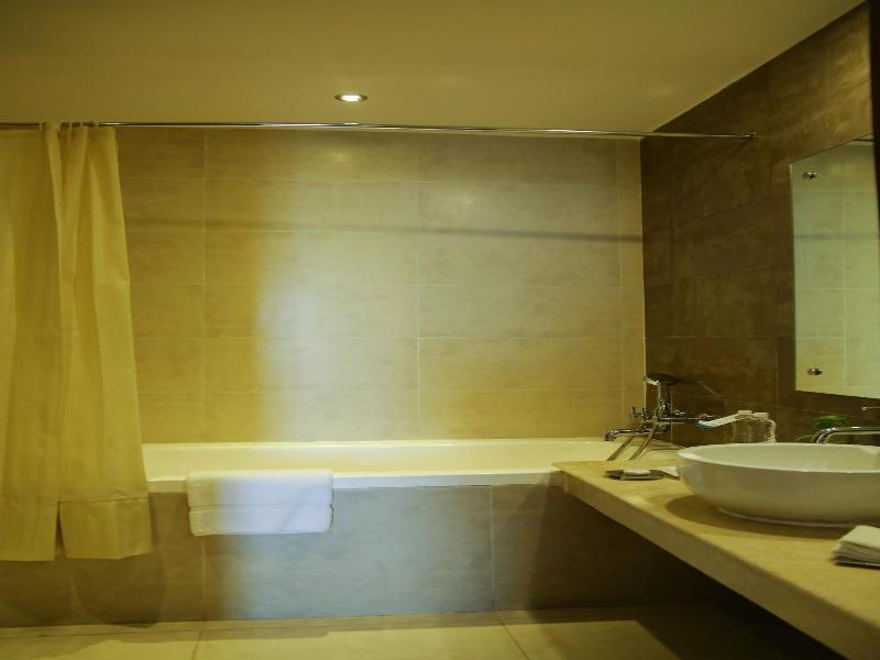 Clarion Hotel Tirupur image