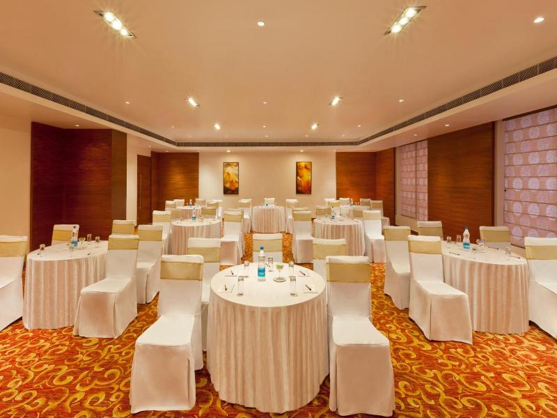 Clarion Hotel Tirupur image