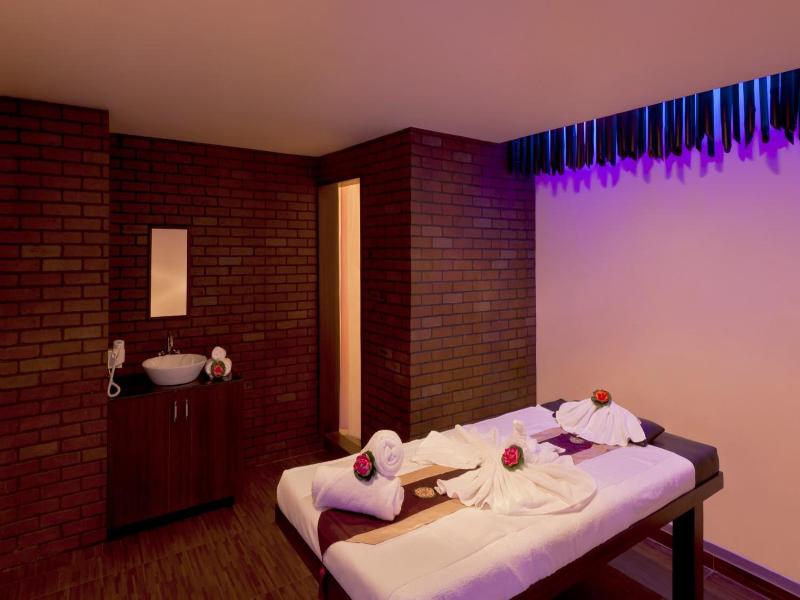 Clarion Hotel Tirupur image