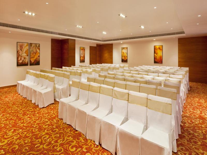 Clarion Hotel Tirupur image