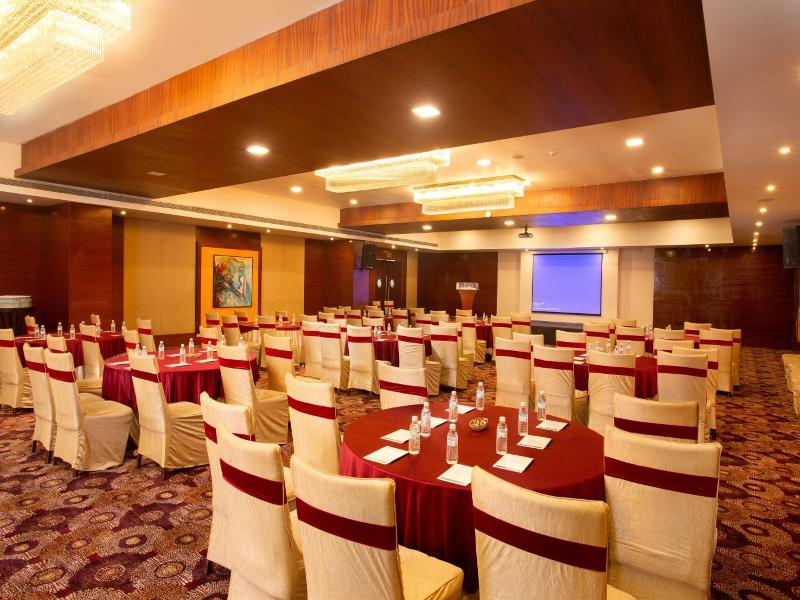 Clarion Hotel Tirupur image