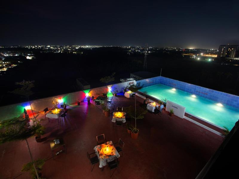 Clarion Hotel Tirupur image