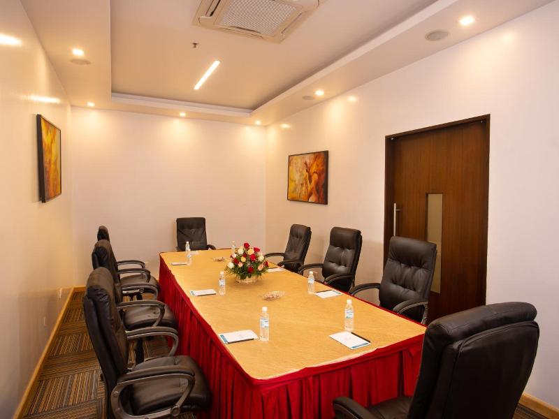 Clarion Hotel Tirupur image