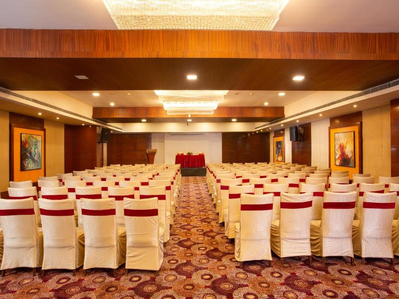 Clarion Hotel Tirupur image