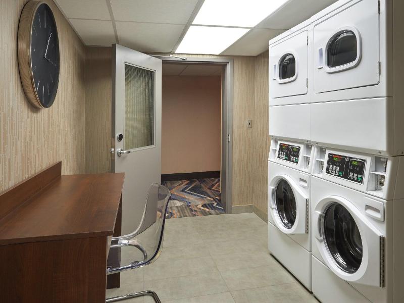 Four Points by Sheraton Vaughan image