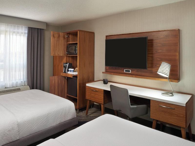 Four Points by Sheraton Vaughan image