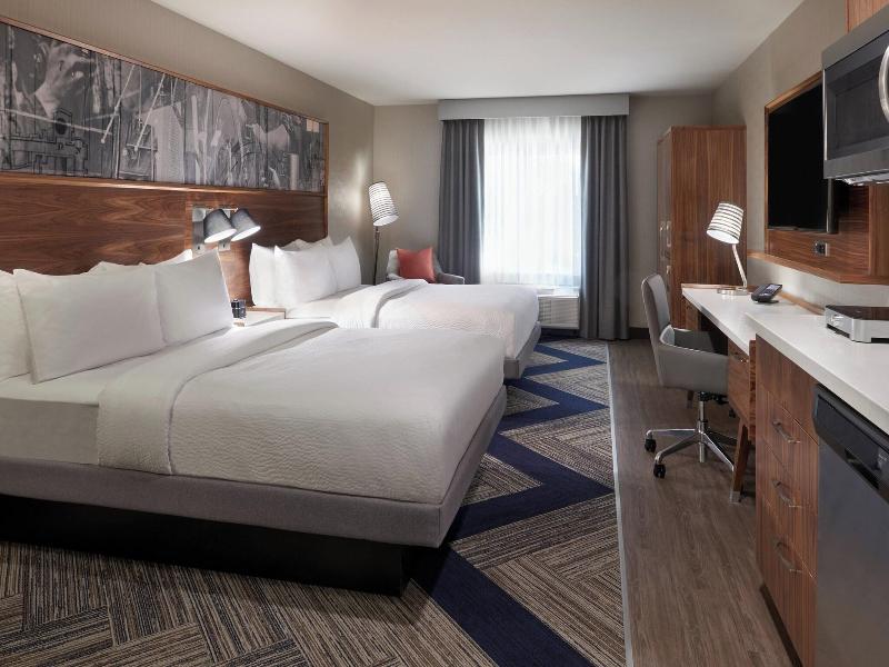Four Points by Sheraton Vaughan image