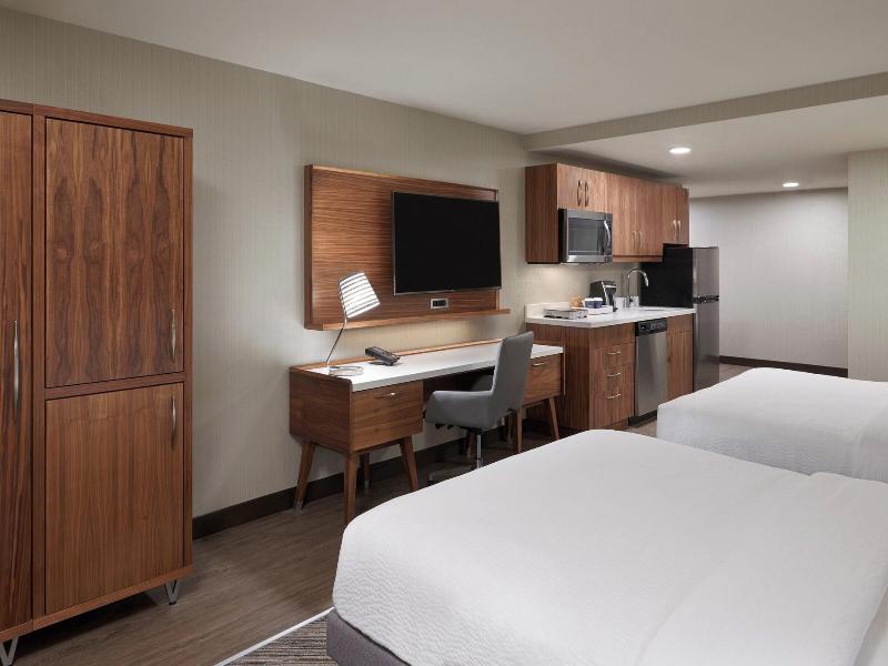 Four Points by Sheraton Vaughan image