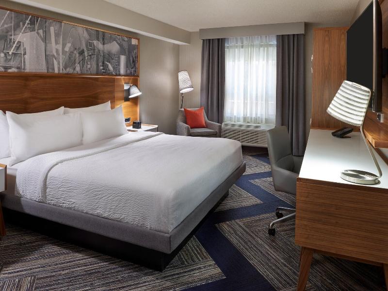 Four Points by Sheraton Vaughan image