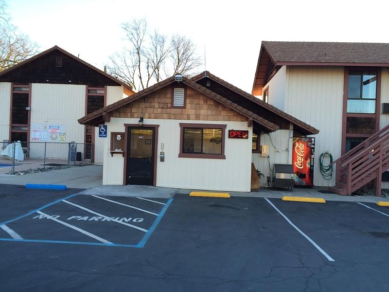 Jamestown Railtown Motel image