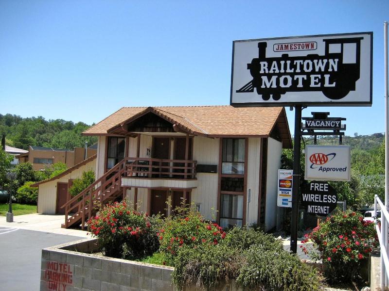 Jamestown Railtown Motel image