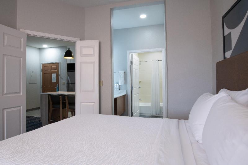 Staybridge Suites Oklahoma City Airport image