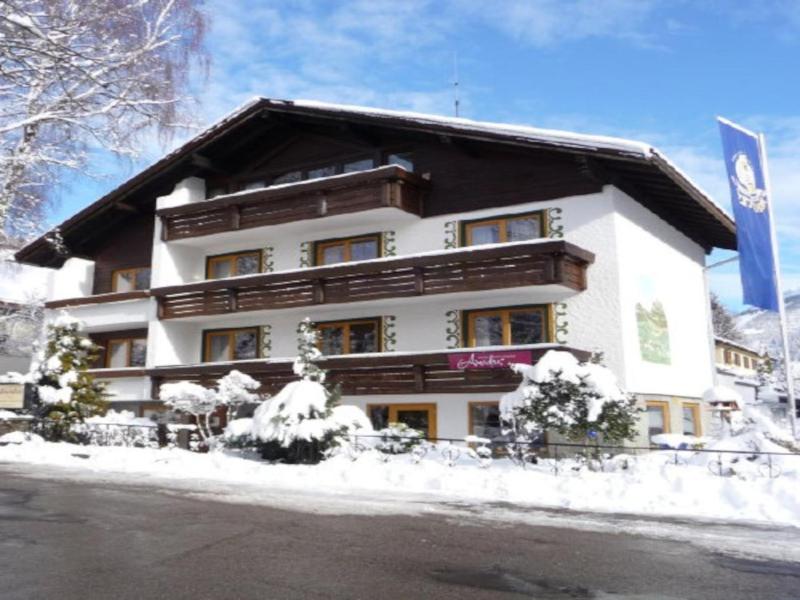 Amadeus Hotel & Cafe image