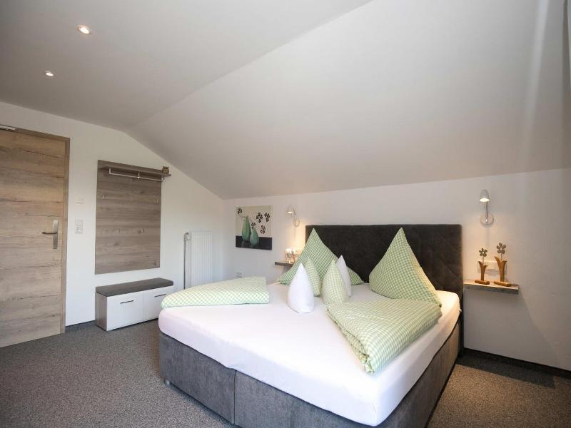 Amadeus Hotel & Cafe image