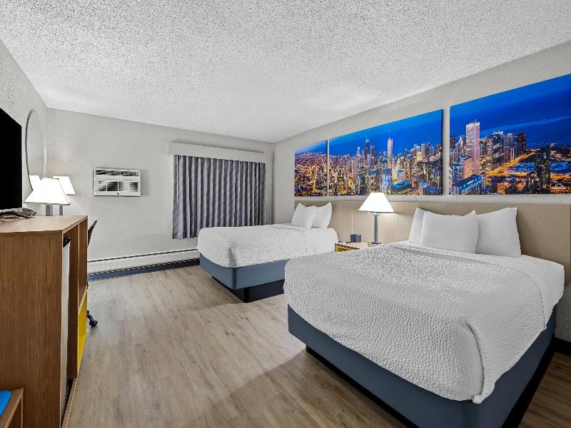 QUADRUPLE TWO DOUBLE BEDS NON SMOKING