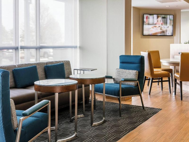 TownePlace Suites Kansas City Airport