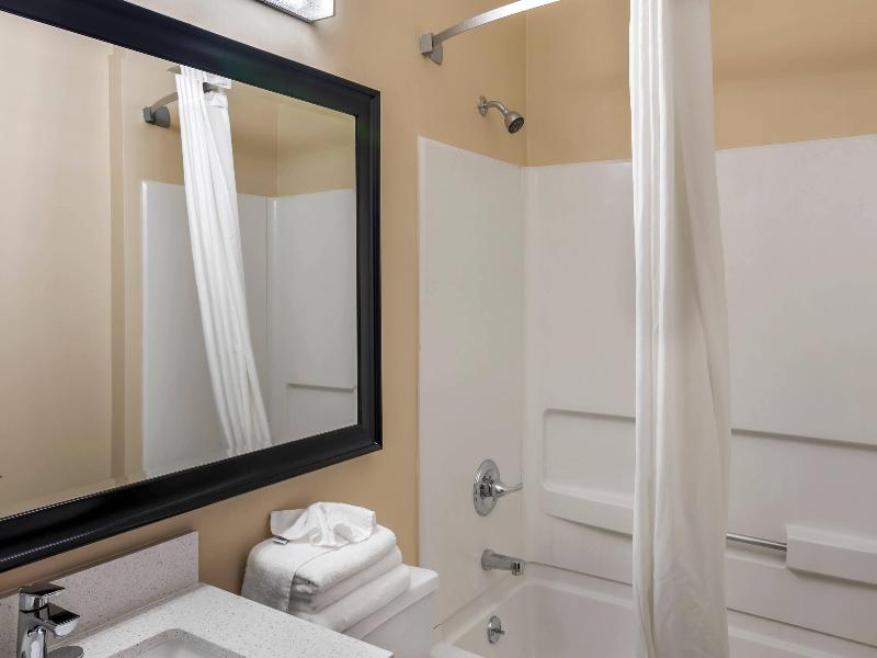 Quality Inn Overland Park Kansas City image