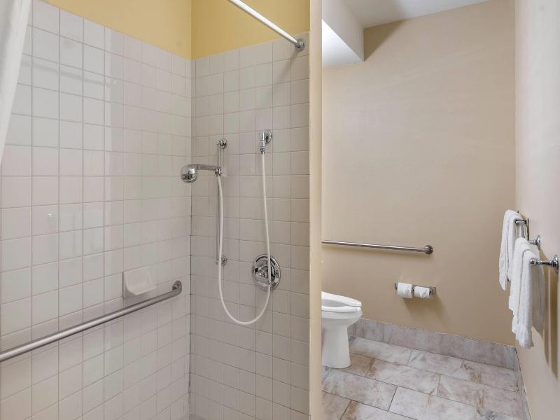 Quality Inn Overland Park Kansas City image