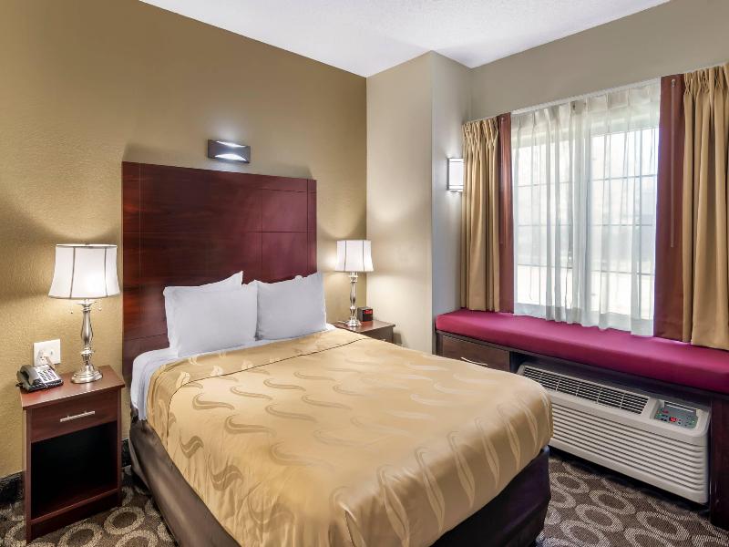 Quality Inn Overland Park Kansas City image