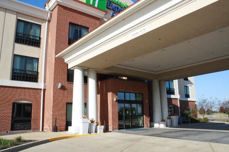 Holiday Inn Express Hotel & Suites Morton Peoria A