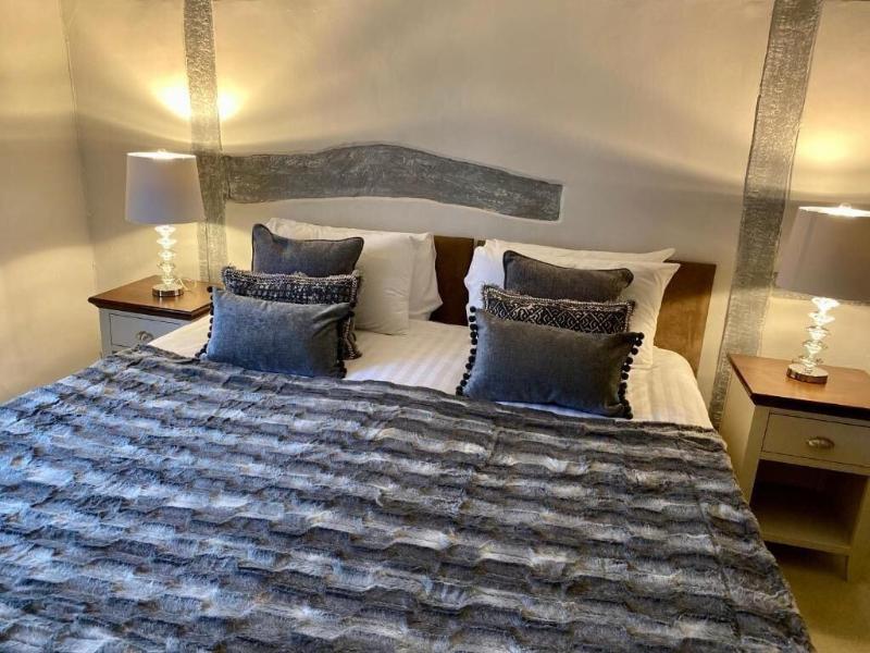 The White Hart Hotel image
