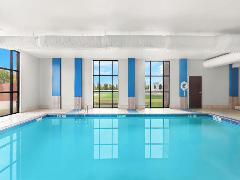 Four Points by Sheraton Oklahoma City Quail Spring image