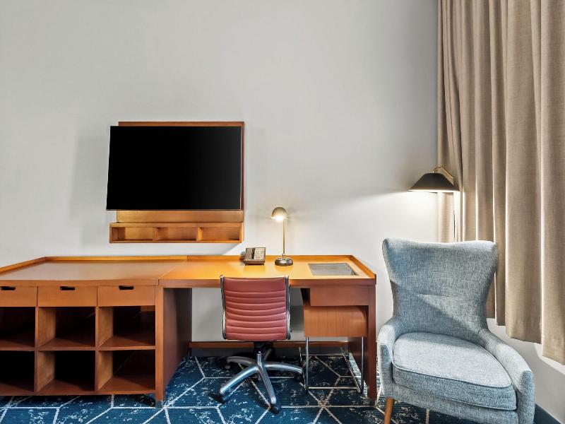 Four Points by Sheraton Oklahoma City Quail Spring image