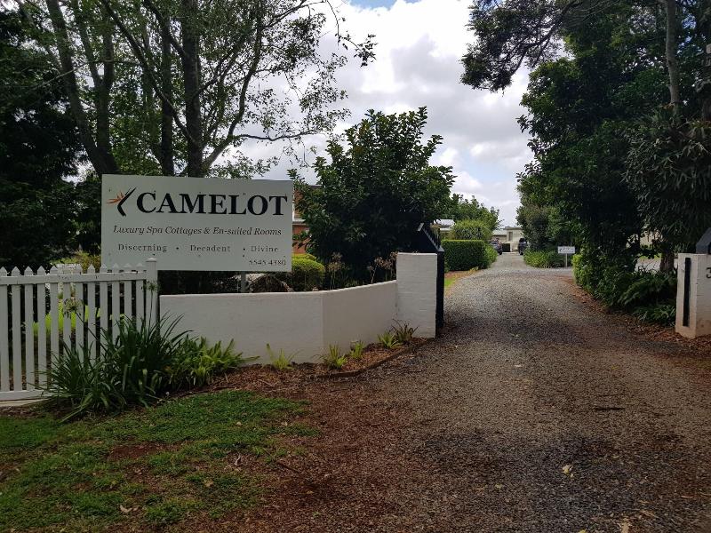 Camelot Cottages image