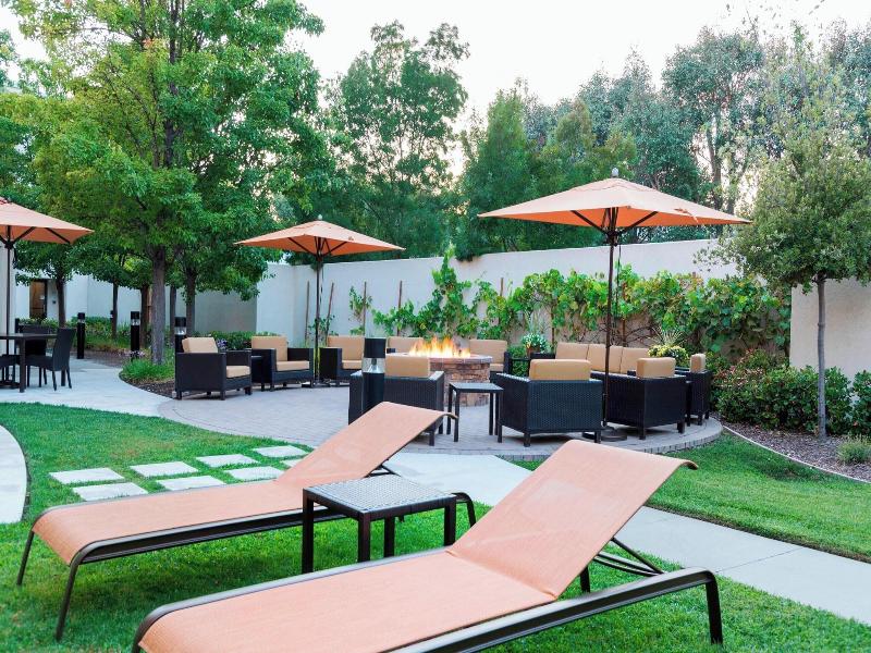 Courtyard Livermore image