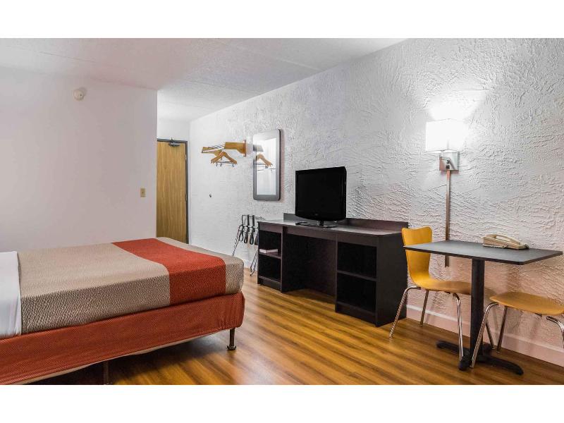 Motel 6 Prospect Heights, Il GA image
