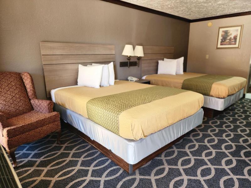 Executive Inn Northwest image